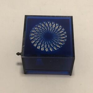 Blue Optical Illusion Music Box